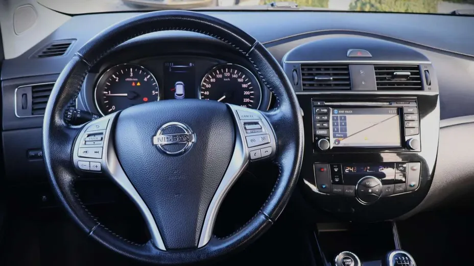 NISSAN Pulsar -
