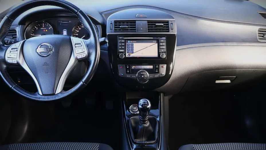 NISSAN Pulsar -