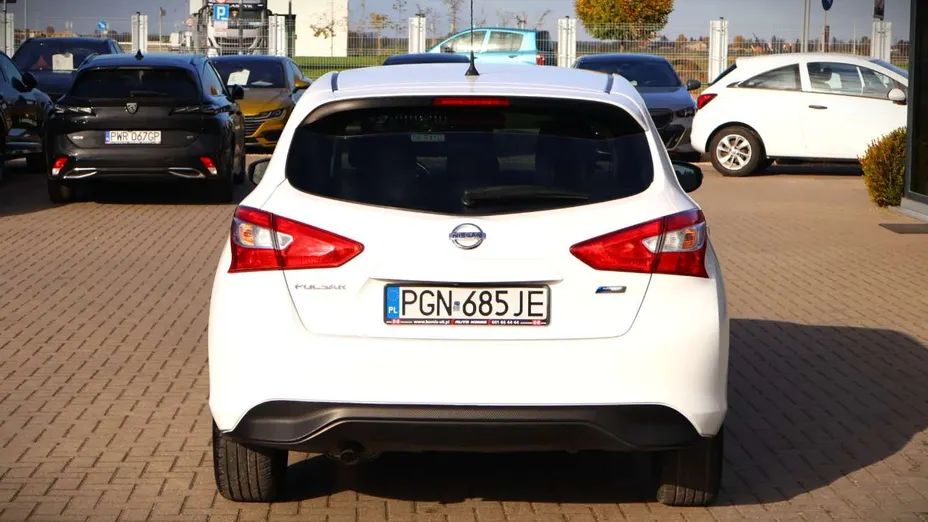NISSAN Pulsar -