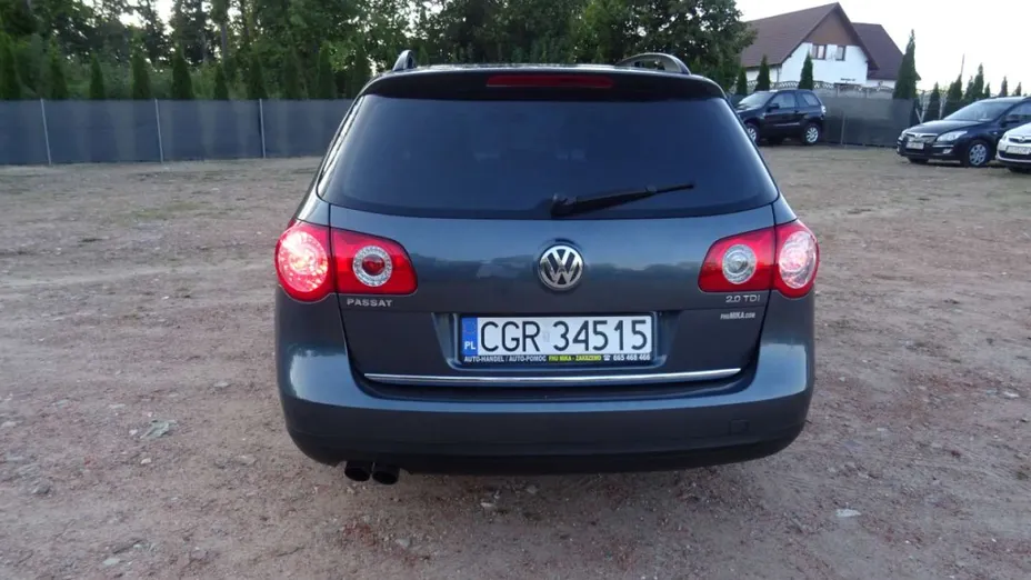 VOLKSWAGEN Passat -