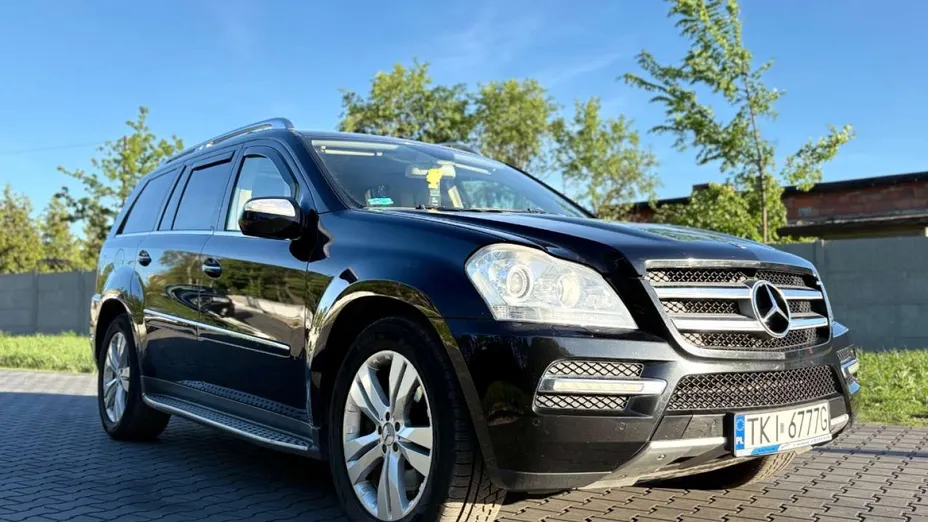 MERCEDES-BENZ GL -