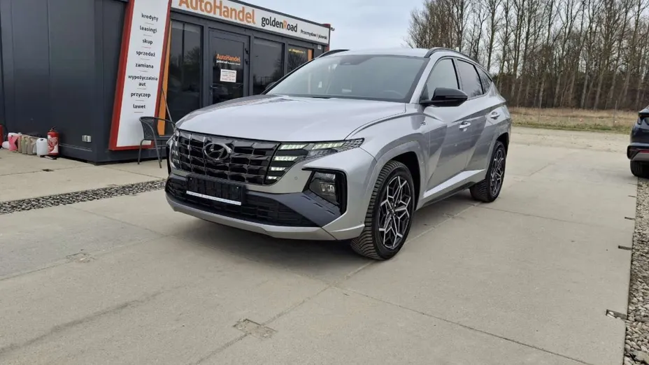 HYUNDAI Tucson -