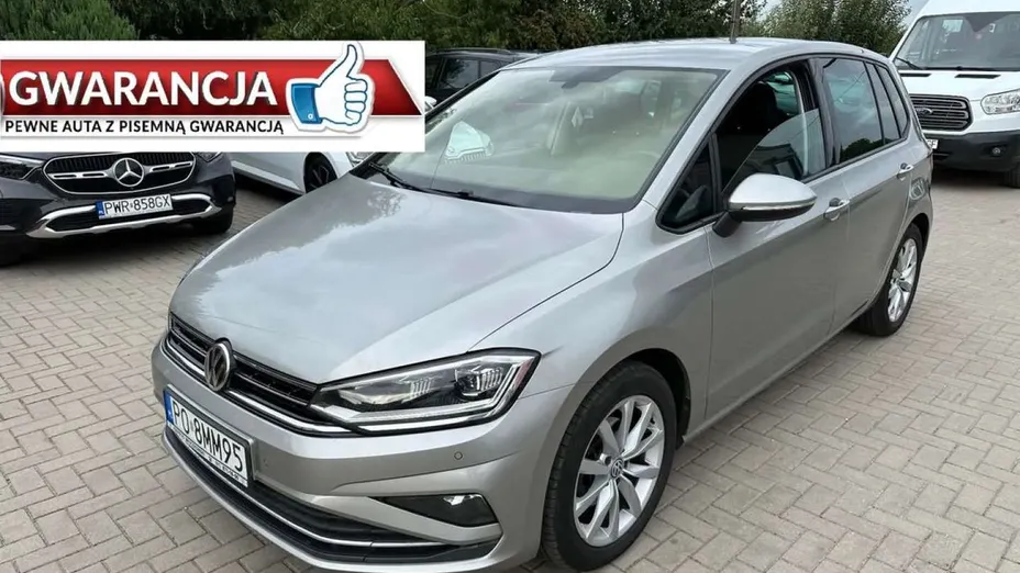 VOLKSWAGEN Golf Sportsvan -