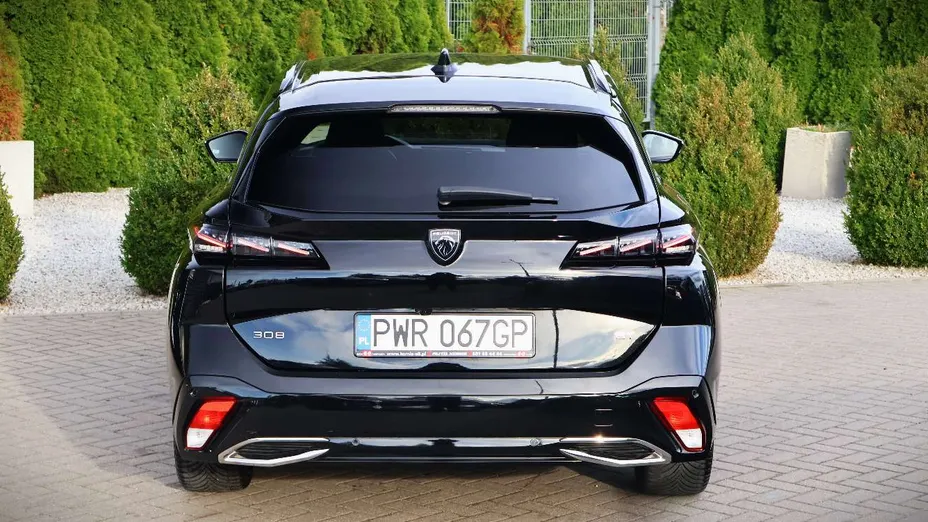 PEUGEOT 308 -