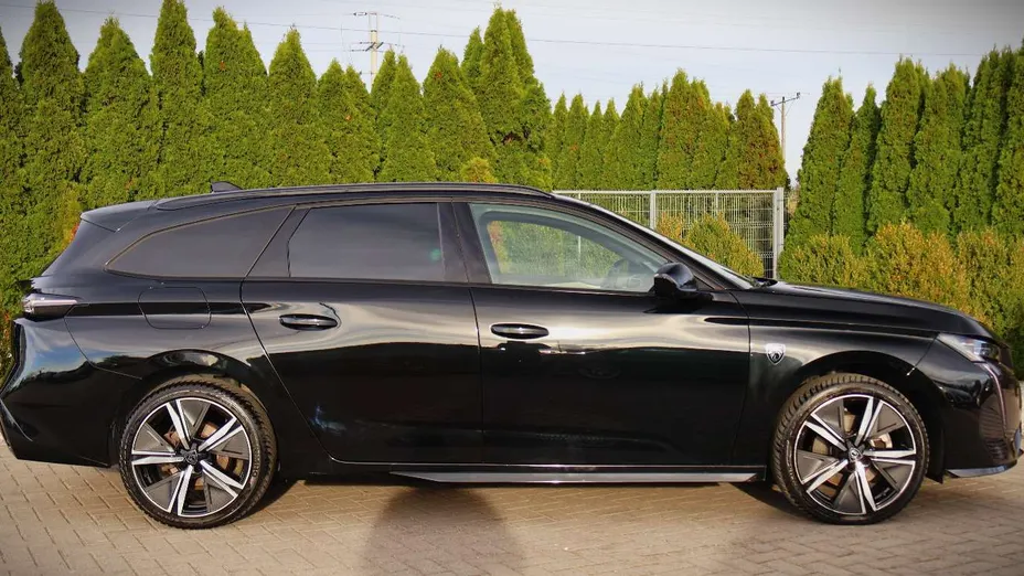 PEUGEOT 308 -