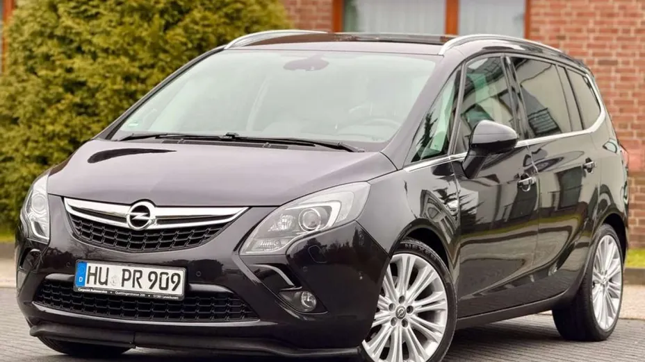 OPEL Zafira -