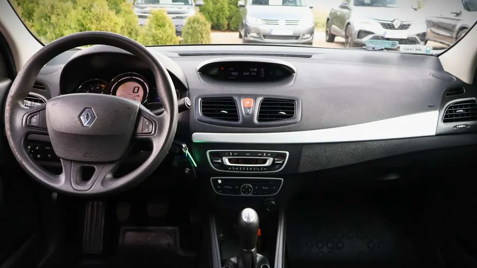 RENAULT Fluence -