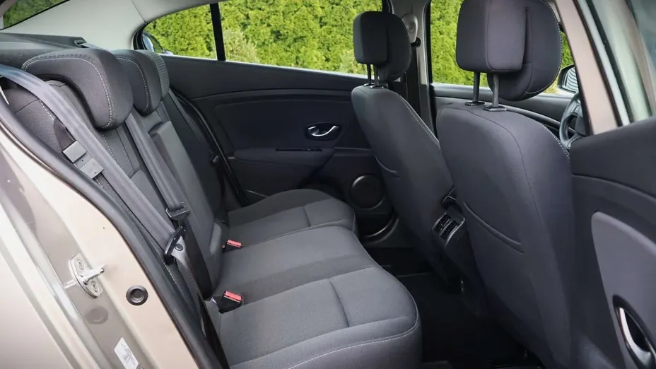 RENAULT Fluence -