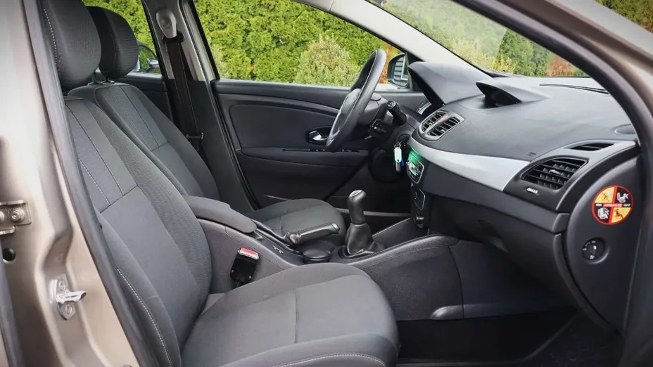 RENAULT Fluence -