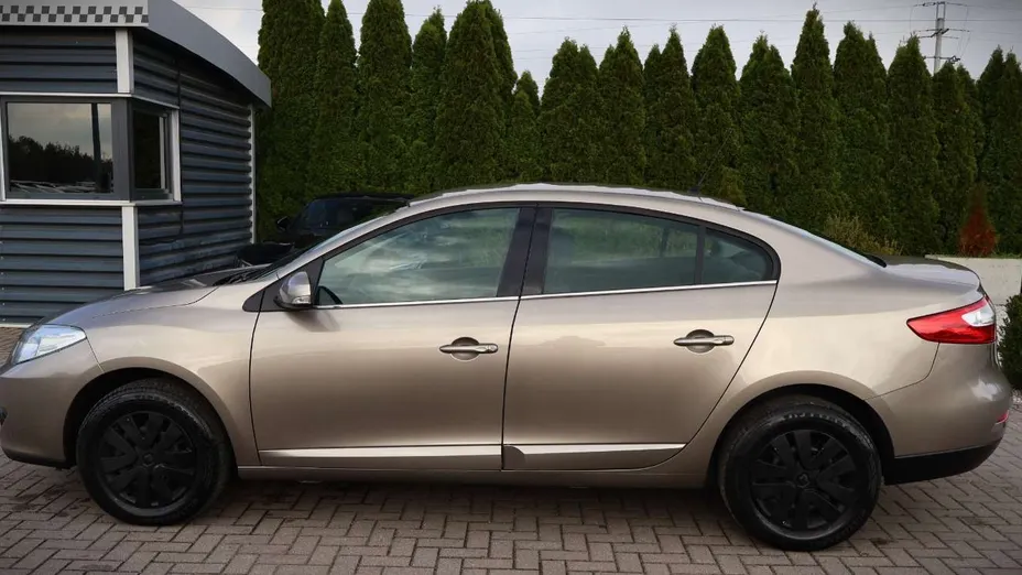 RENAULT Fluence -