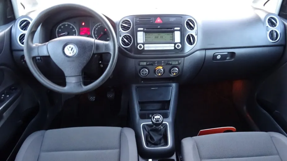 VOLKSWAGEN Golf Plus -