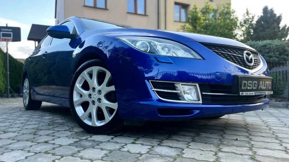 MAZDA 6 -