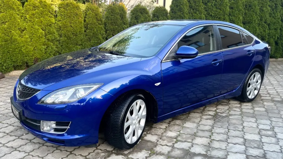 MAZDA 6 -