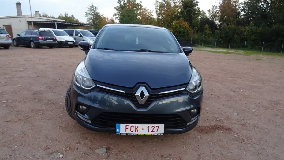 RENAULT Clio -