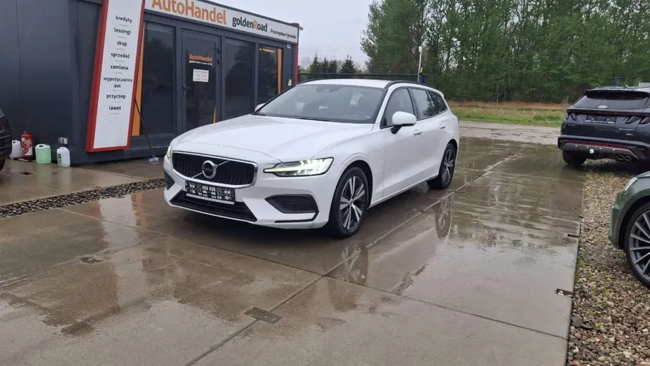 VOLVO V60 -