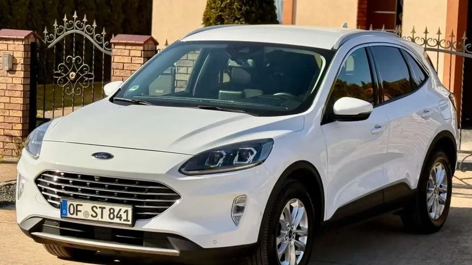 FORD Kuga -