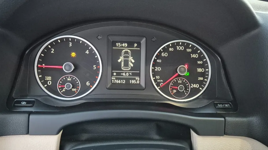 VOLKSWAGEN Tiguan -
