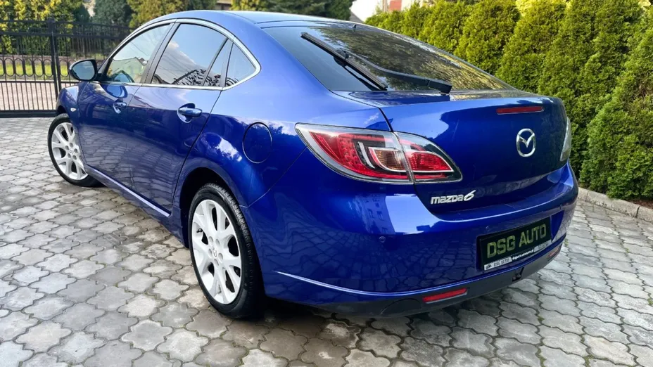 MAZDA 6 -