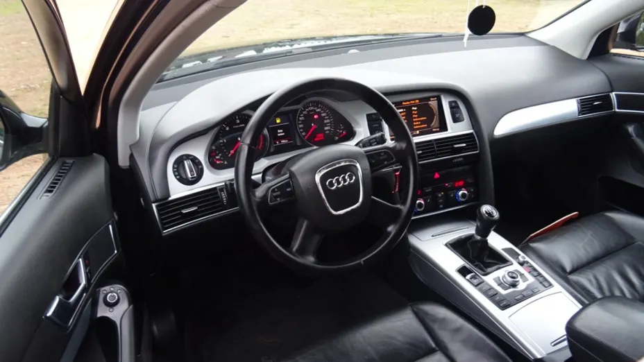 AUDI A6 Avant -