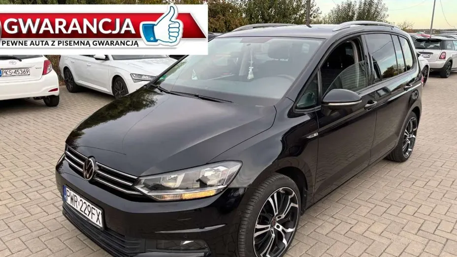 VOLKSWAGEN Touran -