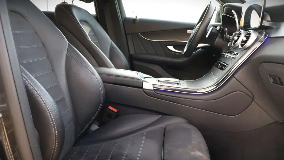 MERCEDES-BENZ GLC -