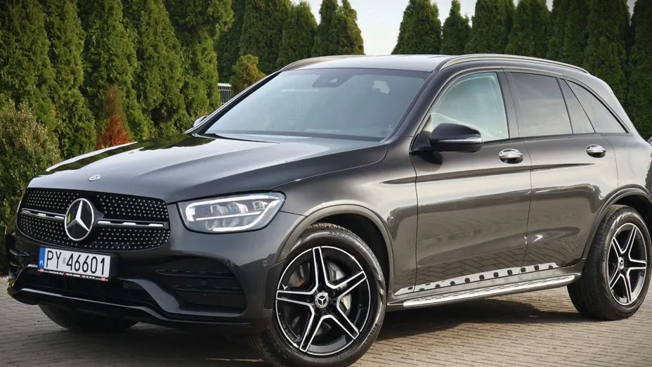 MERCEDES-BENZ GLC -