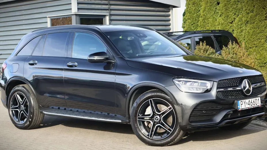 MERCEDES-BENZ GLC -