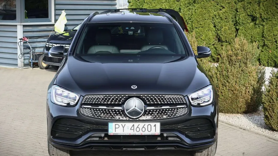 MERCEDES-BENZ GLC -