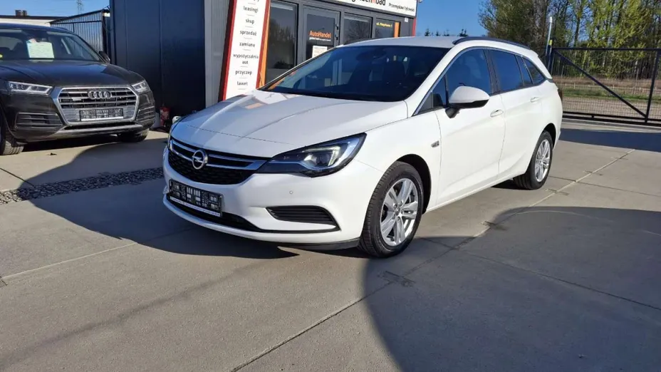 OPEL Astra -