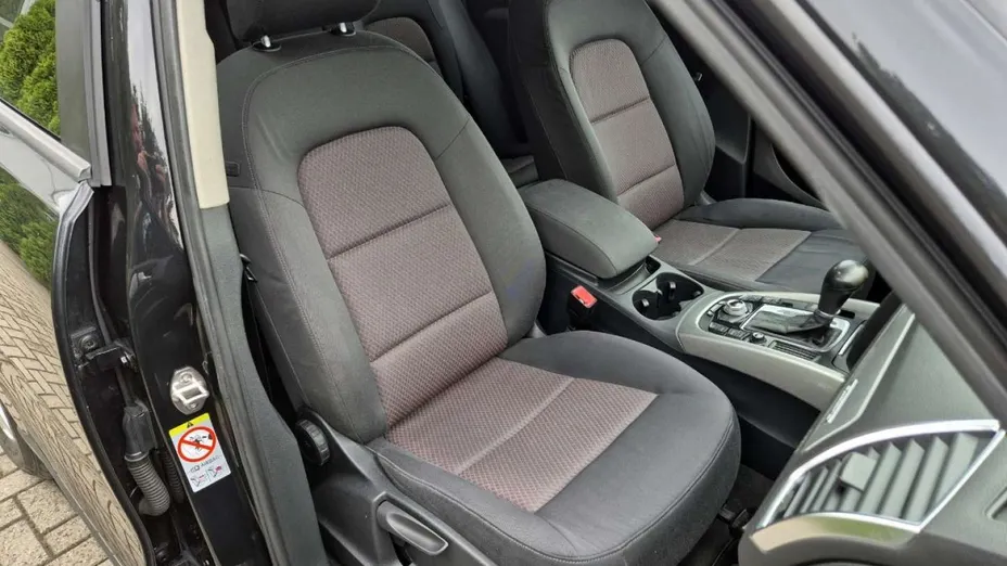 AUDI Q5 -