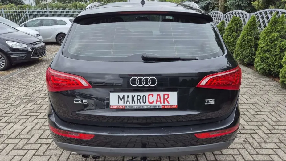 AUDI Q5 -