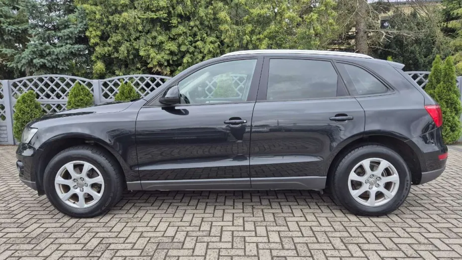 AUDI Q5 -