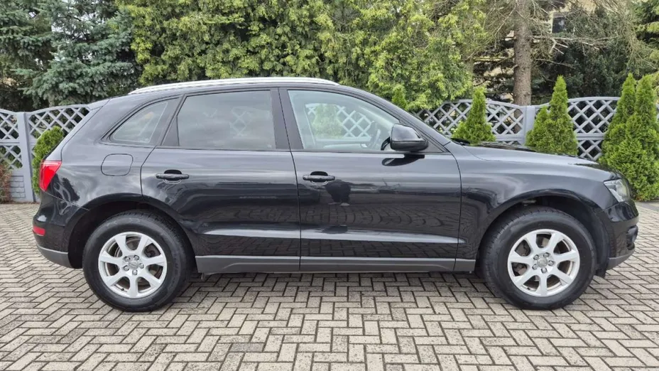 AUDI Q5 -