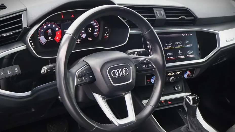 AUDI Q3 Sportback -
