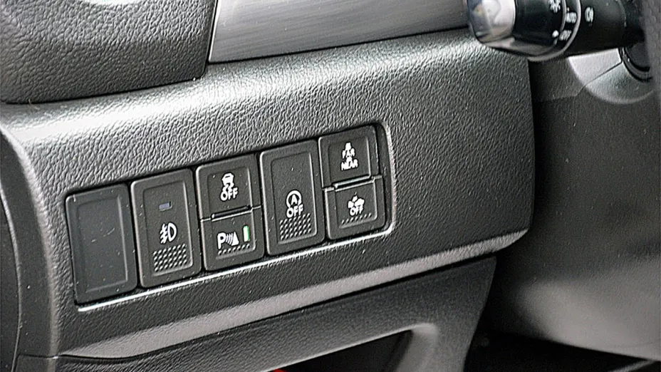 SUZUKI Vitara -