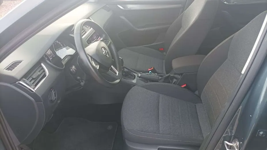 SKODA Octavia -