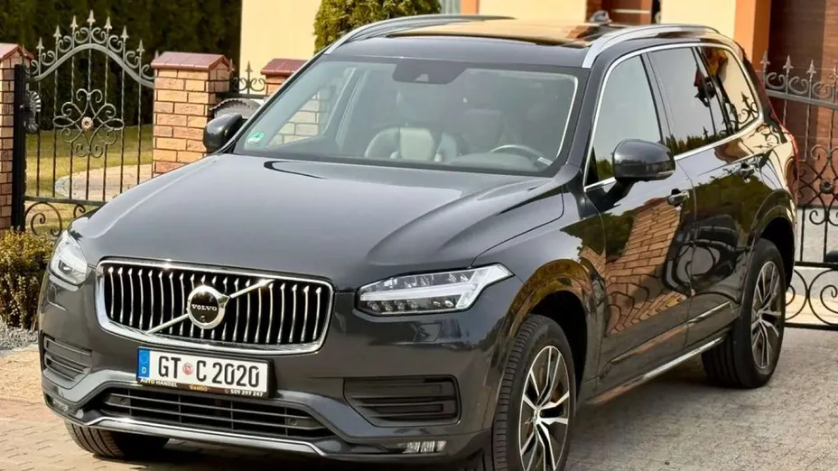 VOLVO XC90 -