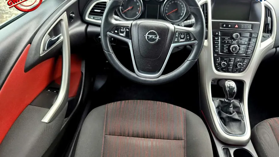 OPEL Astra -
