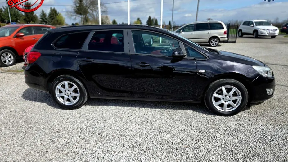 OPEL Astra -