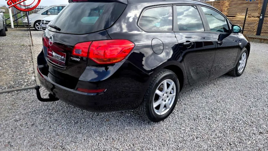 OPEL Astra -