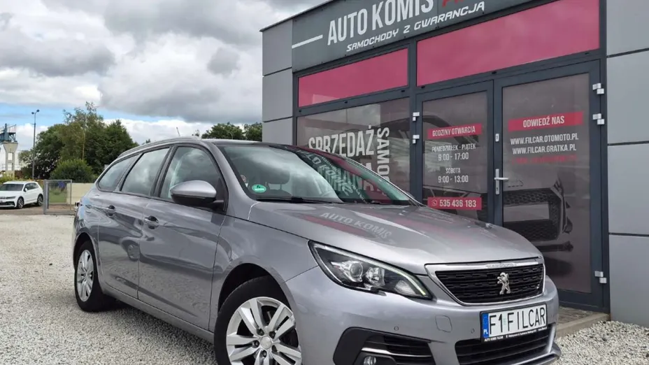 PEUGEOT 308 -