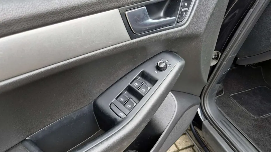 AUDI Q5 -