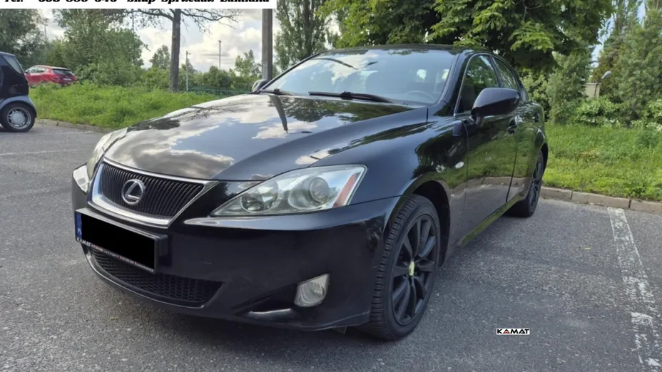 LEXUS IS -