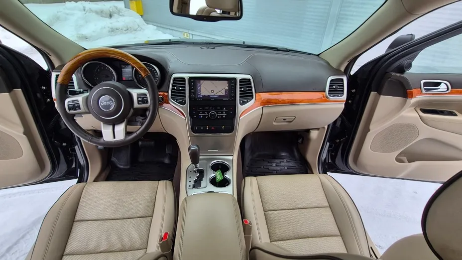 JEEP Grand Cherokee -