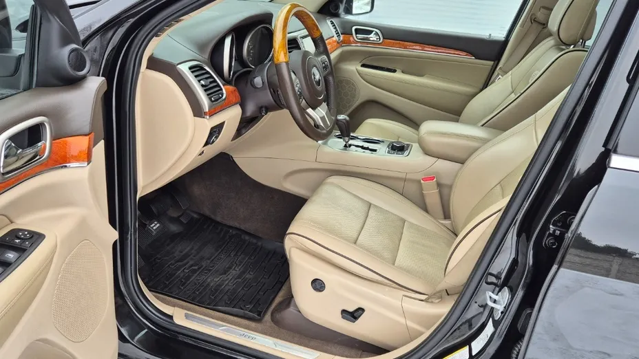 JEEP Grand Cherokee -
