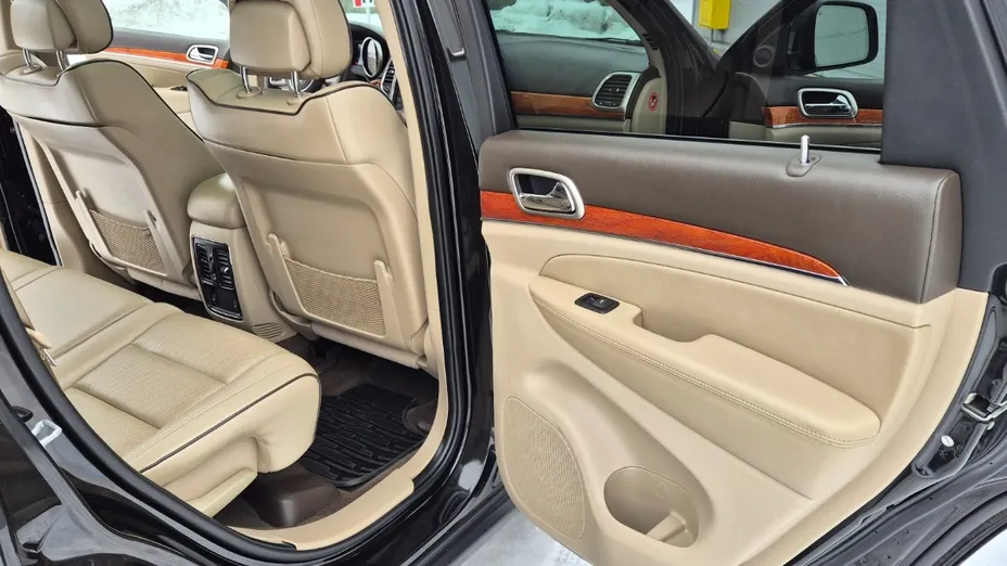 JEEP Grand Cherokee -