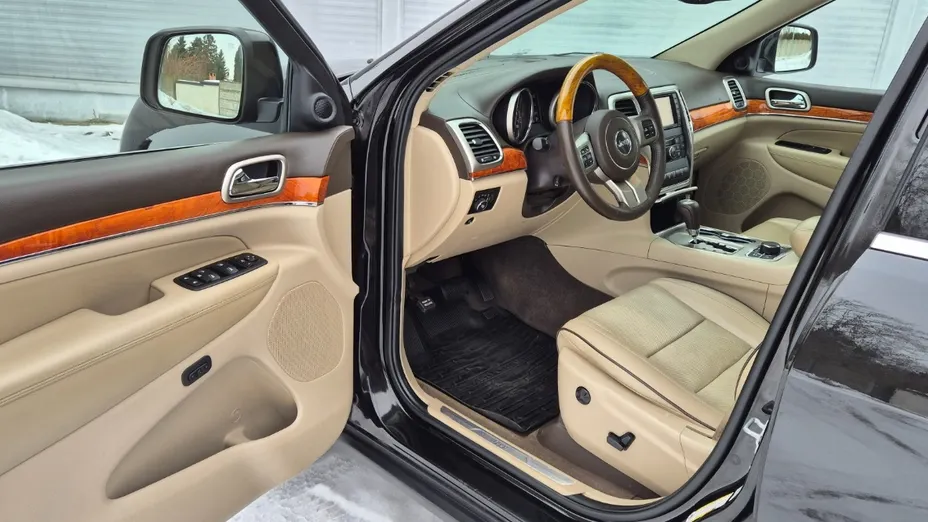 JEEP Grand Cherokee -