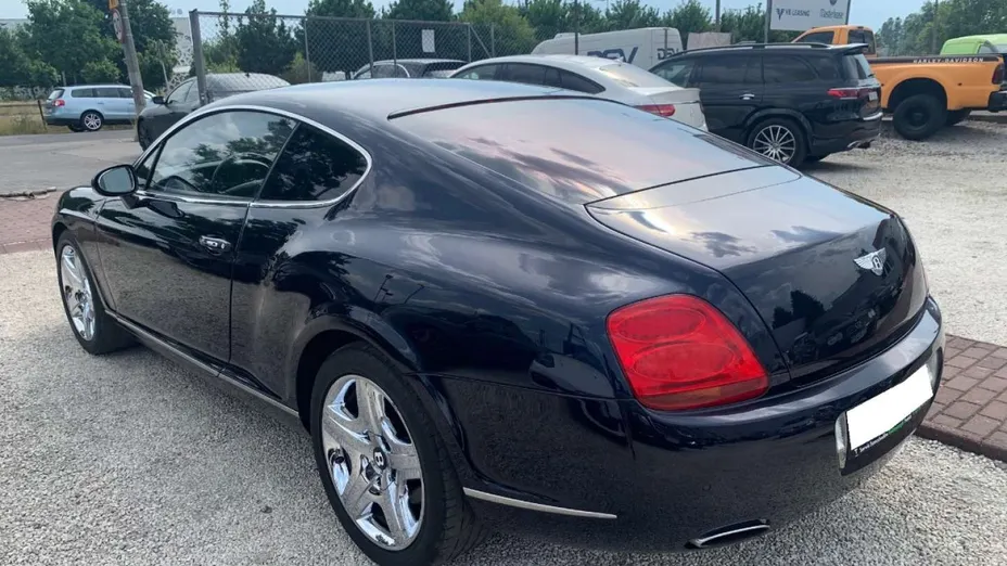 BENTLEY Continental -