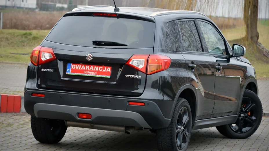 SUZUKI Vitara -