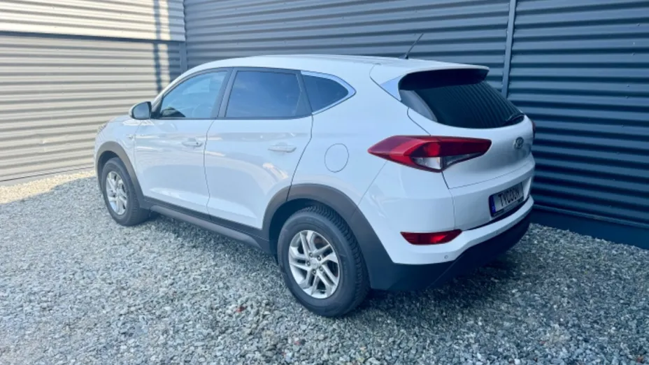 HYUNDAI Tucson -